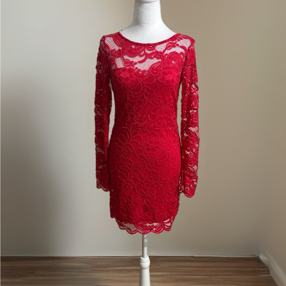 Divided Lace Red Bodycon Dress